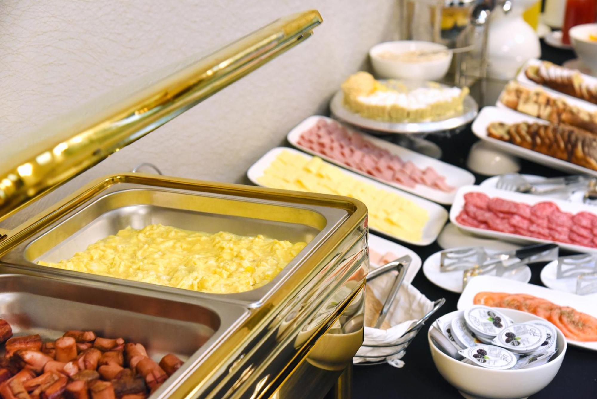 Hotel Hw Express سانتياغو المظهر الخارجي الصورة