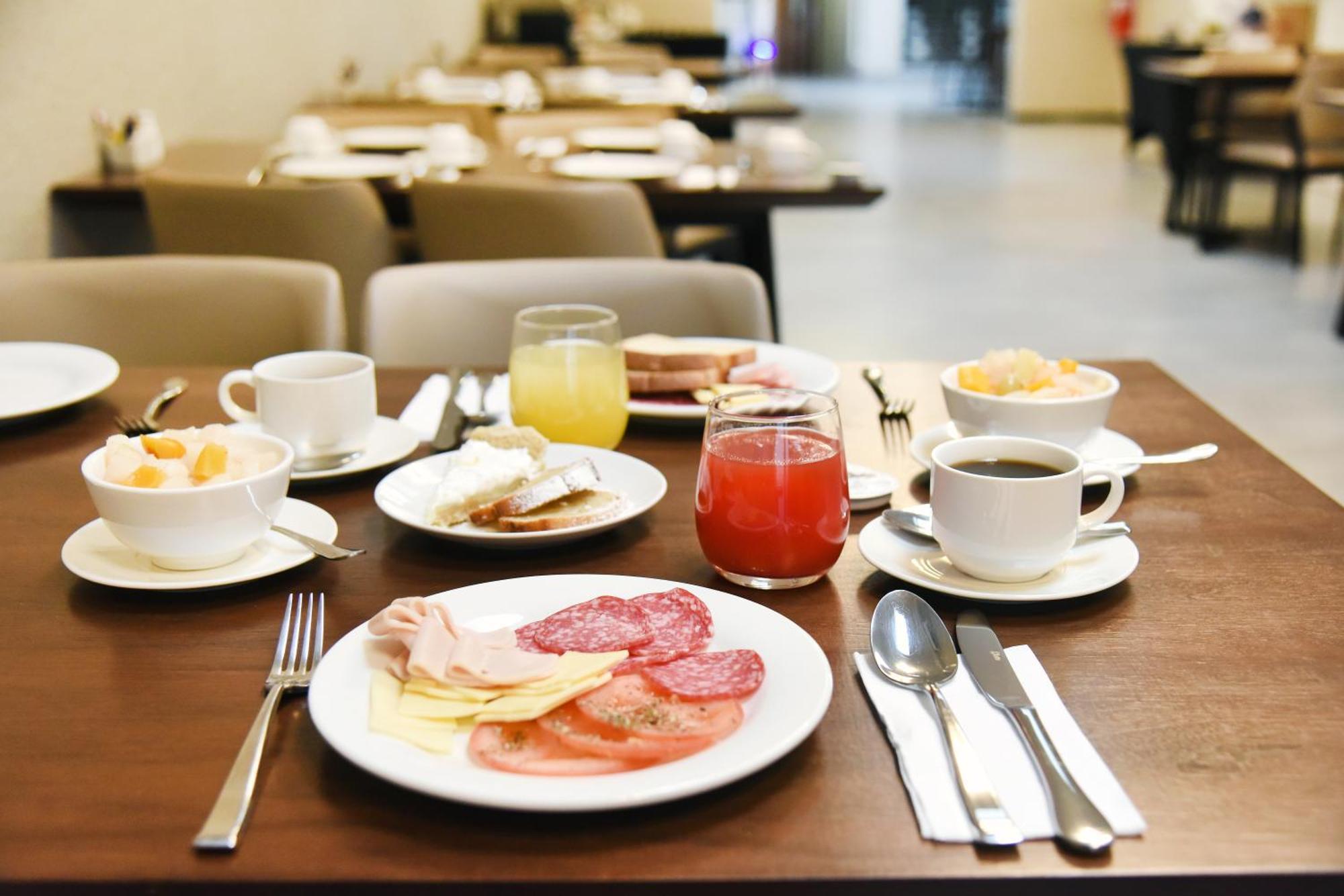 Hotel Hw Express سانتياغو المظهر الخارجي الصورة